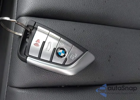 2021 BMW X5 xDrive40I z USA, uszkodzony, nr VIN 5UXCR6C0XM9G00805